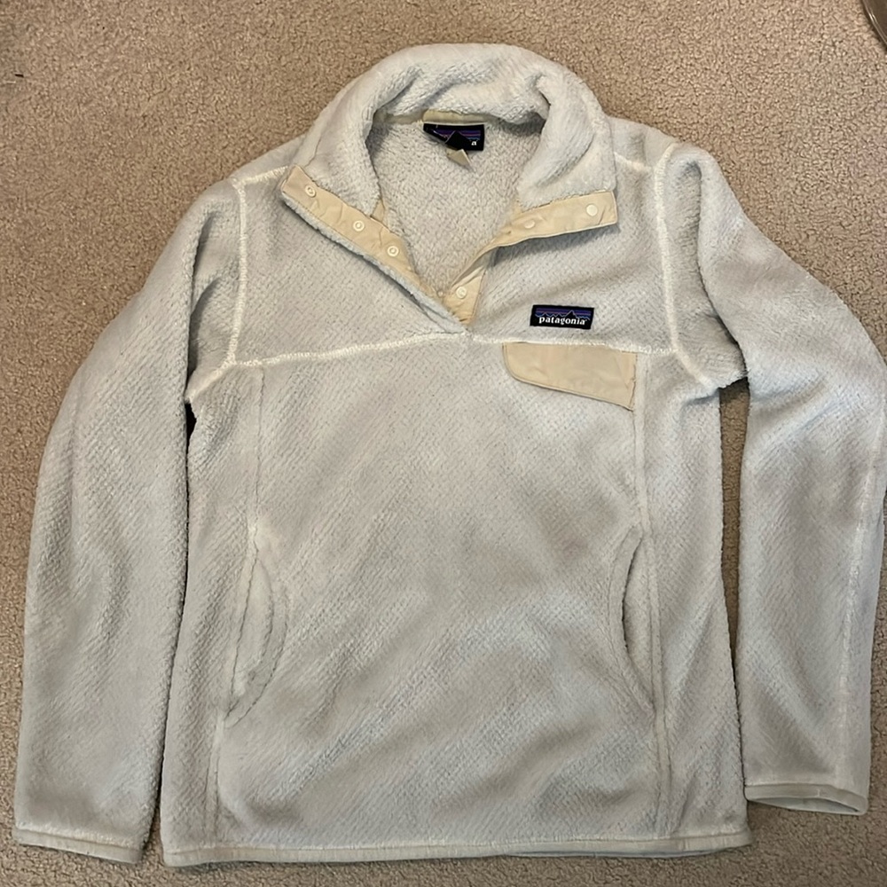 women’s XS patagonia sweatshirt/pullover